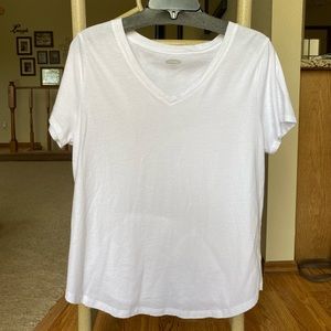 White old navy every day V-neck T-shirt